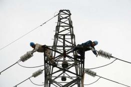 “體檢”線路設(shè)備、確保今冬不“感冒”