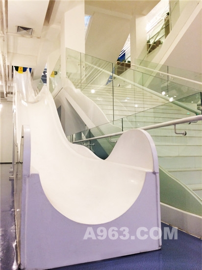 小米新辦公室：簡約中透著企業(yè)文化