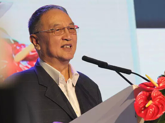 柳傳志：“互聯(lián)網(wǎng)+”被大大低估，向王健林馬云學(xué)