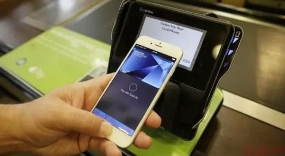  七大平臺(tái)大比拼 移動(dòng)支付迎戰(zhàn)國(guó)時(shí)代