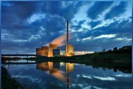 震撼的電廠?。恿μ貐^(qū)?。?/></a><span id=