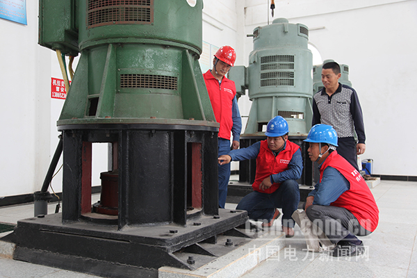 圖為加強(qiáng)排灌站隱患排查圖片