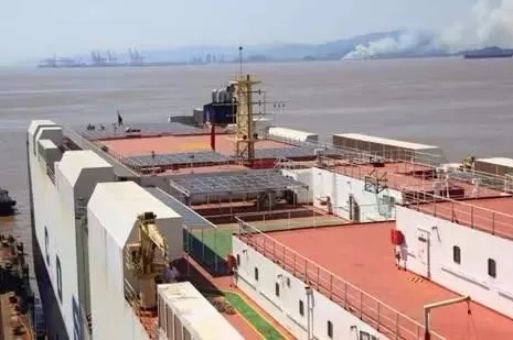 繼高速光伏與機(jī)場(chǎng)光伏之后，首批船舶光伏項(xiàng)目在上饒鄱陽(yáng)全面啟動(dòng)