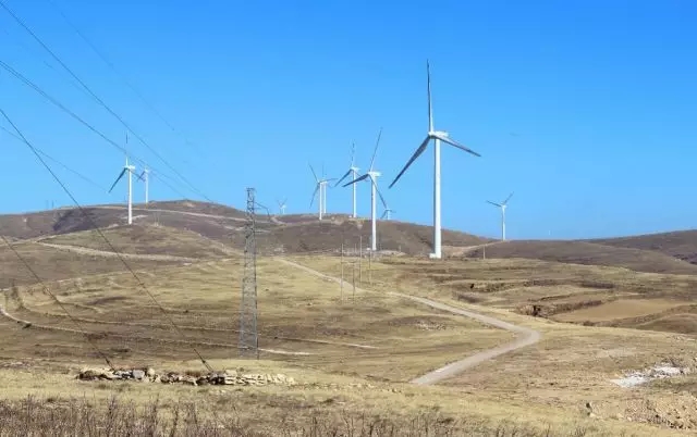 同煤集團踐行能源轉(zhuǎn)型，新能源發(fā)電項目獲2018清潔能源推廣周走訪團好評