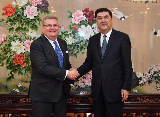 努爾·白克力會(huì)見丹麥維斯塔斯集團(tuán)總裁 就海上風(fēng)電領(lǐng)域合作等交換意見