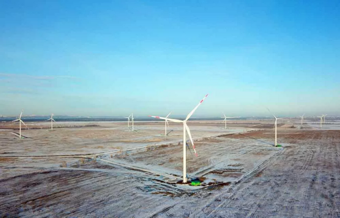 東方風電俄羅斯烏里揚諾夫斯克項目14臺2.5MW直驅(qū)機組全部進入質(zhì)保