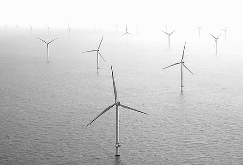 英擬建全球最大海上風(fēng)電場(chǎng)