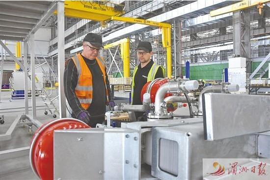 上海電氣風(fēng)電莆田基地項(xiàng)目從開工建設(shè)到今年3月試運(yùn)行 僅用歐洲團(tuán)隊(duì)三分之一的時間