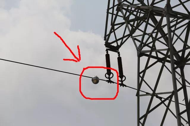 線路上裝了高清“電子眼”，專拍違章施工的你~