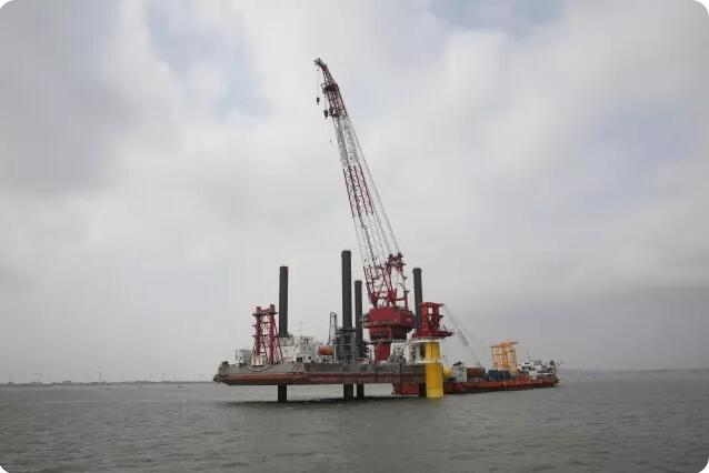 全球首創(chuàng)！振華重工3D技術(shù)攻克海上風電施工難題