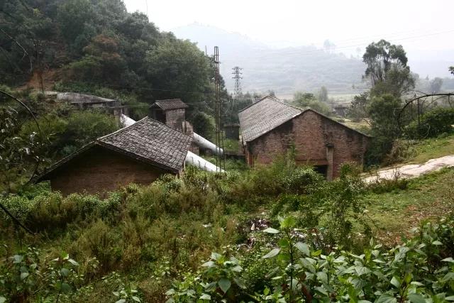 電網(wǎng)見(jiàn)證彝鄉(xiāng)發(fā)展60載！