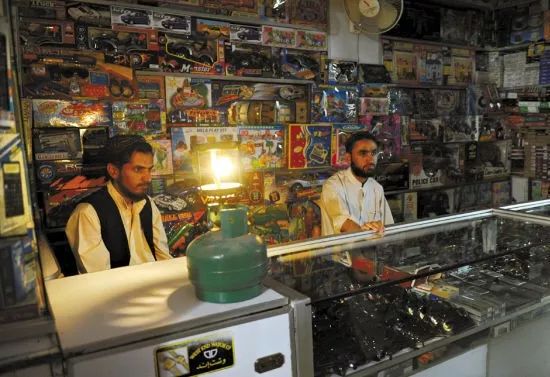 巴鐵缺電怎么辦？中國為它建造世界第二的線路！