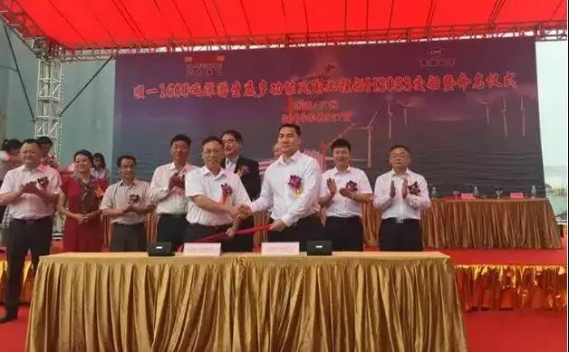 可抗16級(jí)臺(tái)風(fēng)、服務(wù)10MW海上風(fēng)機(jī)！全球首制深潛坐底多功能風(fēng)電工程船交付