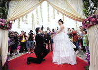 你愿意和我在區(qū)塊鏈上結(jié)婚么？