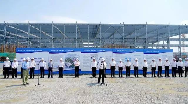 三峽集團(tuán)4個海上風(fēng)電產(chǎn)業(yè)重點(diǎn)項(xiàng)目同時開工！  海上風(fēng)電觀察  3天前