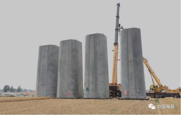 大唐滑縣項(xiàng)目首臺(tái)采用中國(guó)海裝120米輪轂高度鋼混塔筒機(jī)組完成吊裝