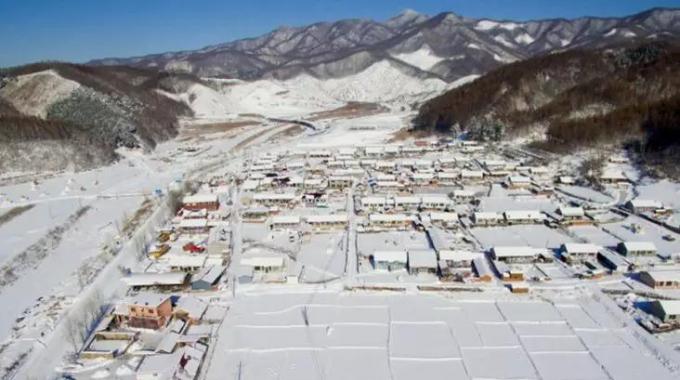 遼寧清原抽水蓄能電站（在建）  遼寧清原抽水蓄能電站是目前國內抽水蓄能行業(yè)第一大EPC項目，被列入新一輪東北振興139個重點項目。